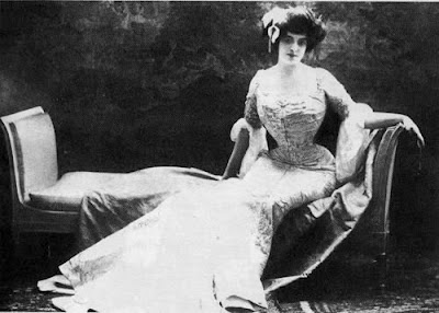 La bella Judith Gautier, apasionada de la música wagneriana desde su adolescencia. La bella Judith Gautier, apasionada de la música wagneriana desde su adolescencia.
