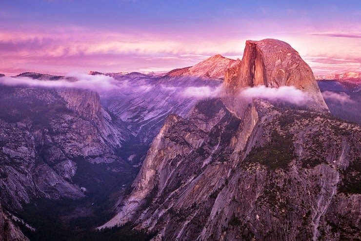 Free Rope Climbing Half Dome in Yosemite, USA Free Rope Climbing Half Dome in Yosemite, USA