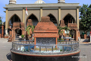 masjid wali loram kulon kudus