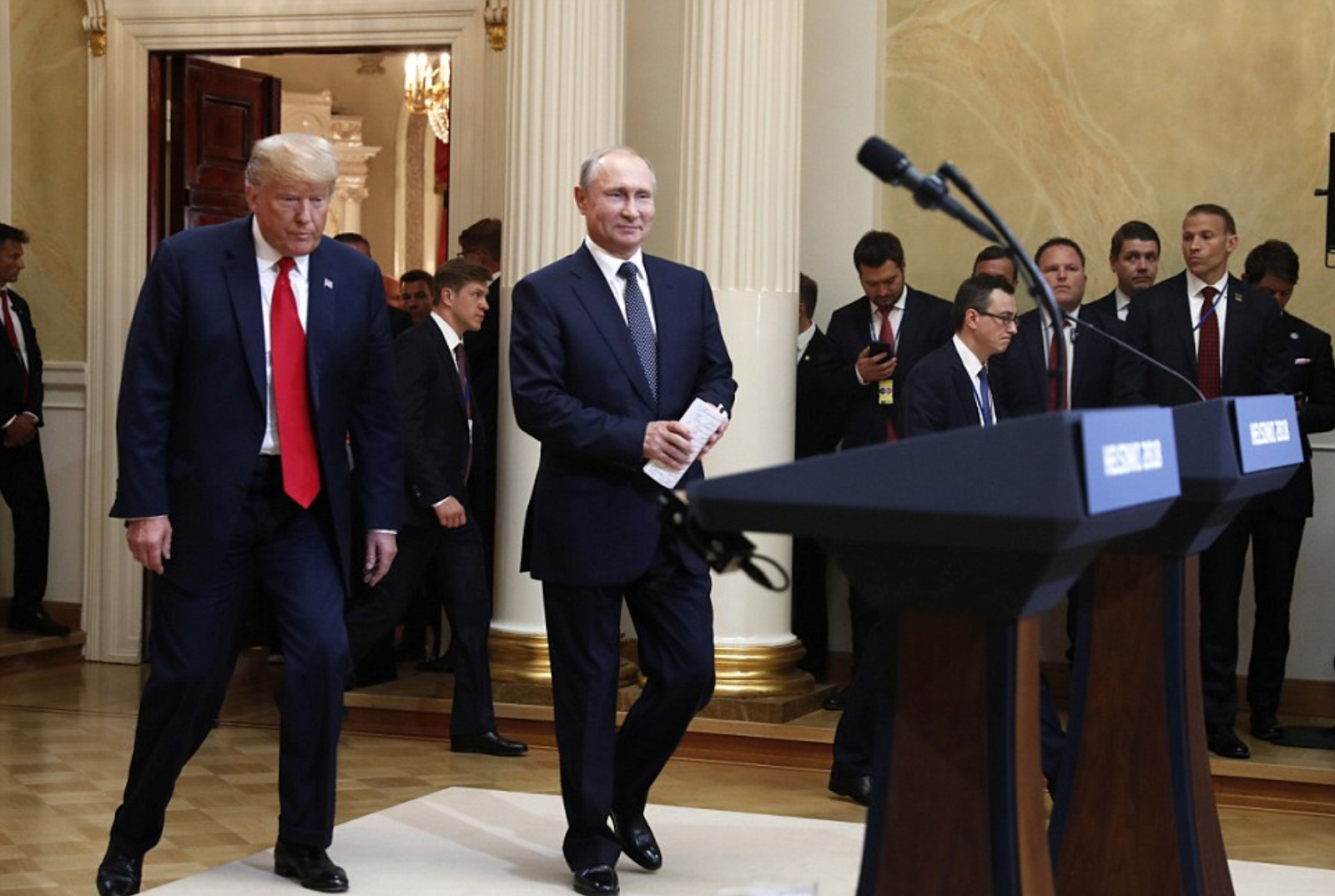 https://4.bp.blogspot.com/-x9yVBv2PZ9k/W1fJmPlV14I/AAAAAAAAbAY/Z-MoewS-_bQ9eXsW4WvXcFtsq7UYkjWYgCLcBGAs/s1600/Donald%2BTrump%252BVladimir%2BPutin%252BHelsinki%252BSummit%252BPress%2BConference%252BBody%2BLanguage%252BExpert%252BEQ%252BEmotional%2BIntelligence%252BNonverbal%252BSpeaker%252BKeynote%252BConsultant%252BLos%2BAngeles%252BLas%2BVegas%252BCalifornia%252BNYC%252BOrlando.png