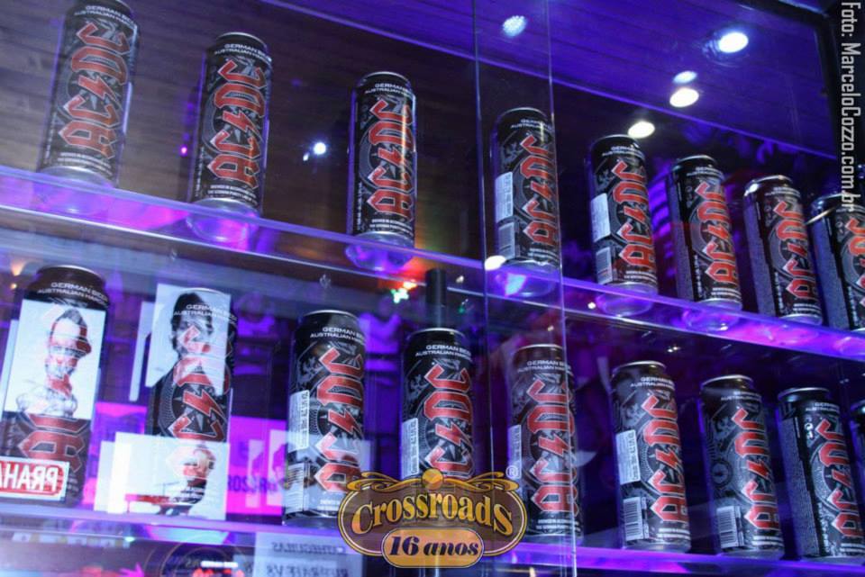 All Beers: Fotos do lançamento da cerveja do AC/DC em Curitiba/PR