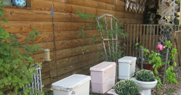 Tacky Lawn Ornaments