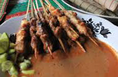Resep praktis (mudah) sate bulayak spesial (istimewa) khas Lombok yang enak, sedap, gurih, nikmat dan lezat