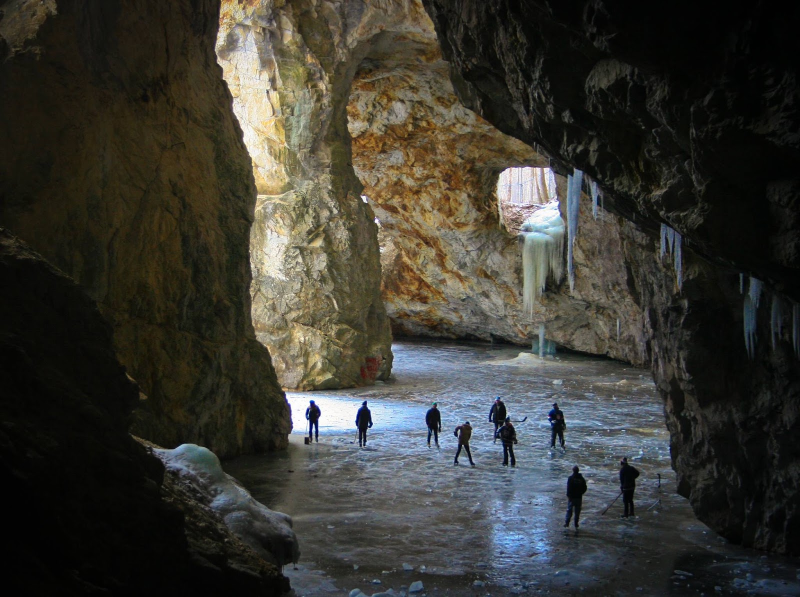 Lac Simon "One Lake One Chance" La Mine WallingfordBack
