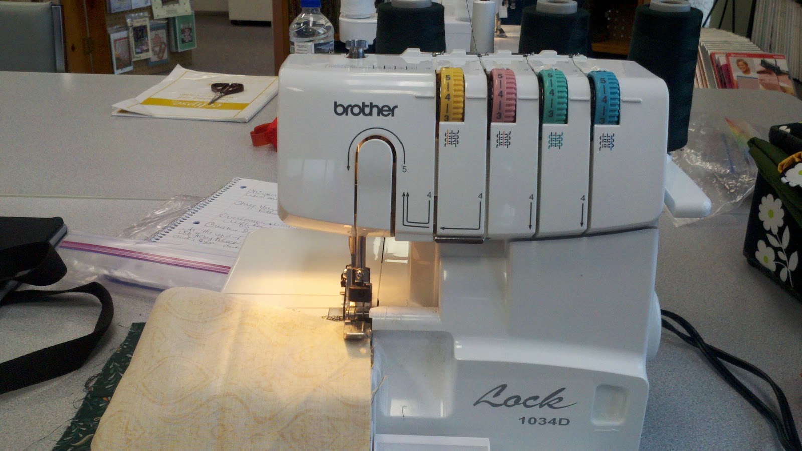 Rocknquilts Fast Serger Pillow Case 20 min. finish