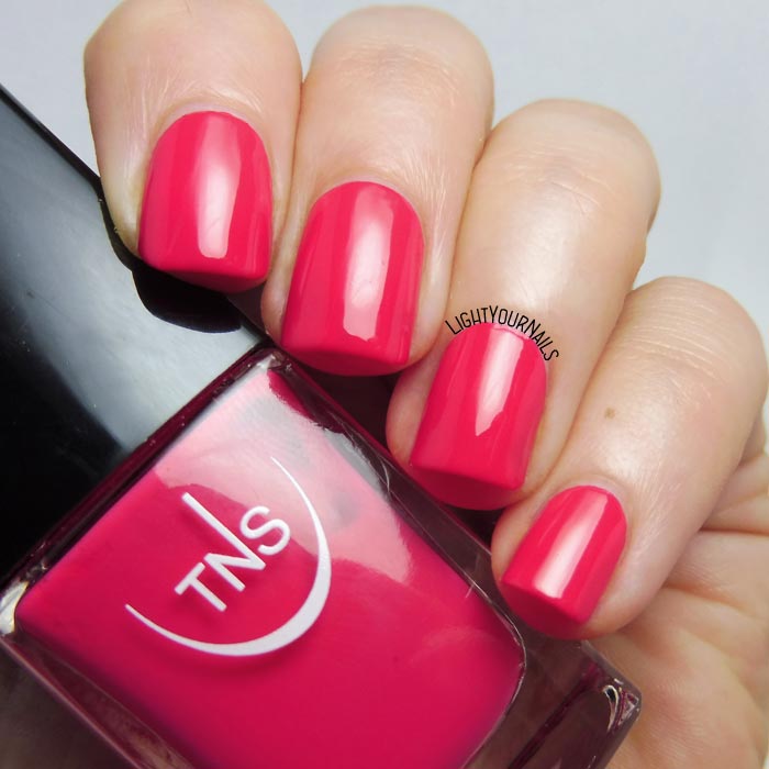 Smalto rosa Geranio TNS Cosmetics Firenze 546 Riva Fiorita pink nail polish #unghie #nails #TNSCosmetics #TNSLungomare #lightyournails Smalto rosa Geranio TNS Cosmetics Firenze 546 Riva Fiorita pink nail polish #unghie #nails #TNSCosmetics #TNSLungomare #lightyournails