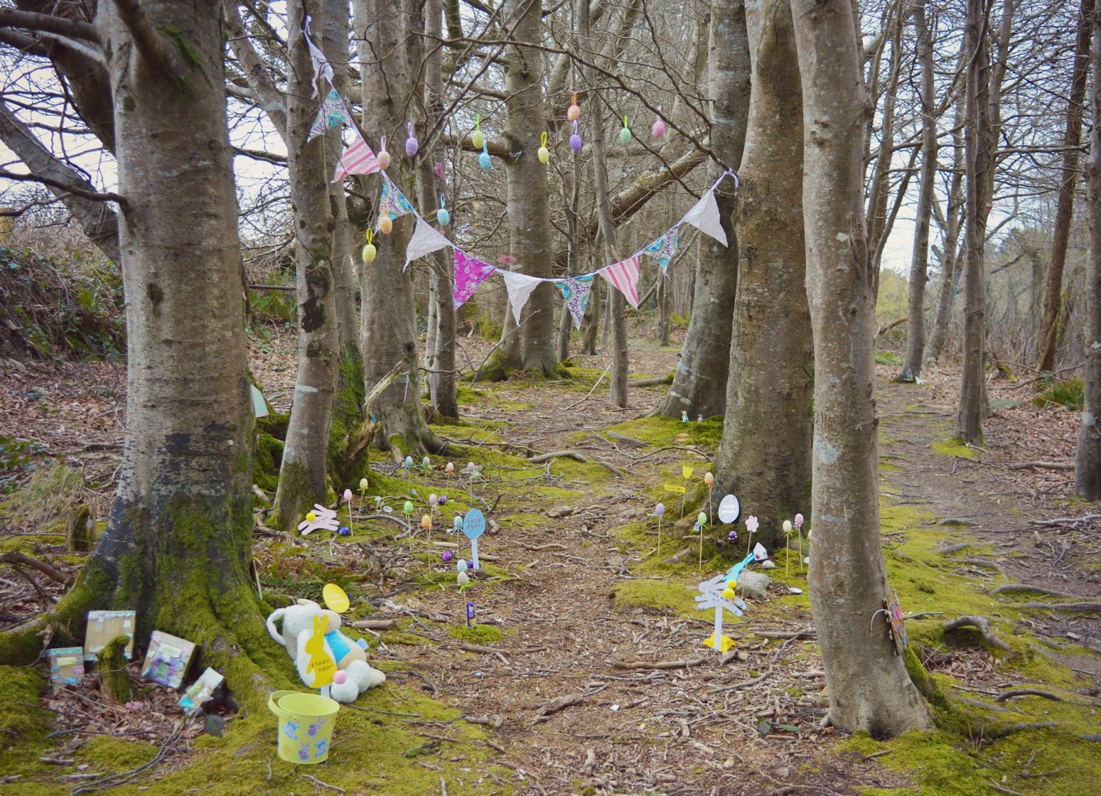 A Woodland Easter Egg Hunt ♥ Dolly Dowsie