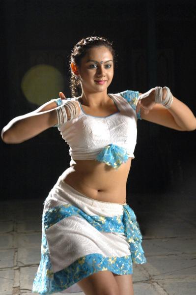 Kamna Jetmalani has a sexy super hot navel