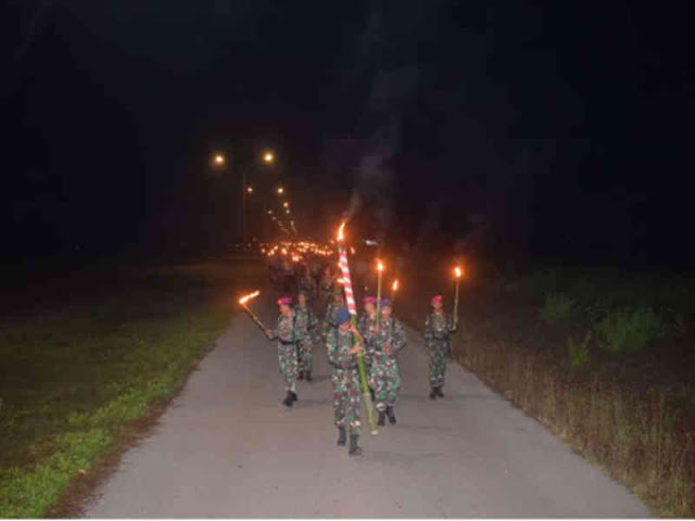 Warga MBD Ikuti Upacara Taptu dan Pawai Obor Peringati HUT RI ke-73 Warga MBD Ikuti Upacara Taptu dan Pawai Obor Peringati HUT RI ke-73