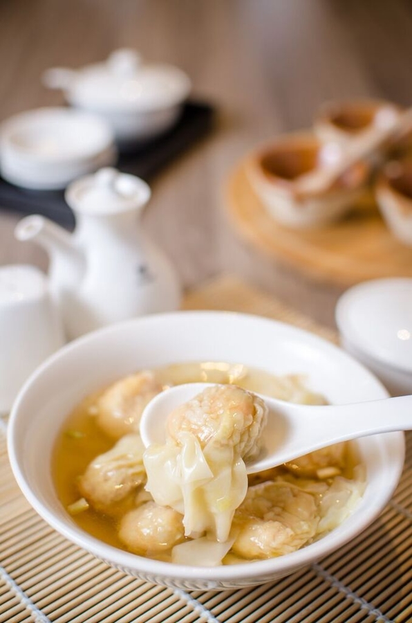 Sea Prawn Wonton in Soup mak's chee price menu