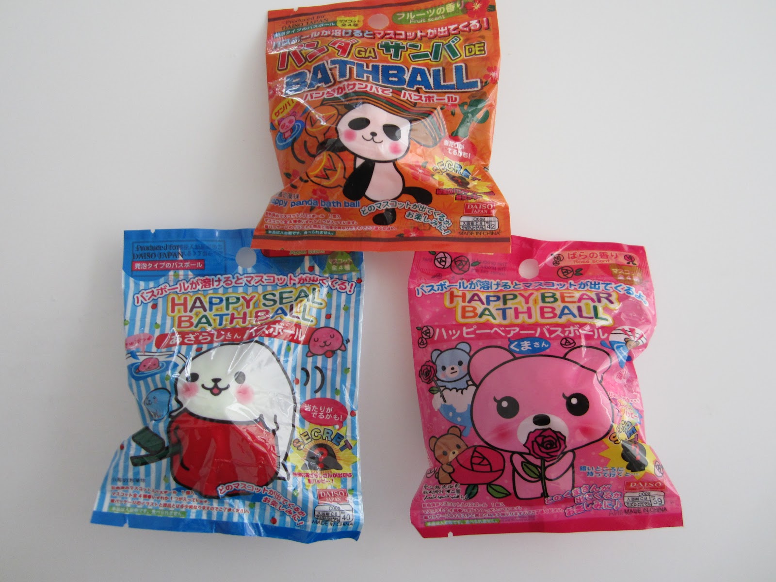 Life, Love and Fragrance Daiso Rose Bath Ball!