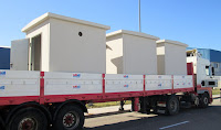 transporte-casetas imagen del transporte de casetas en camión especial
