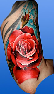 tatuaje cu lipici,