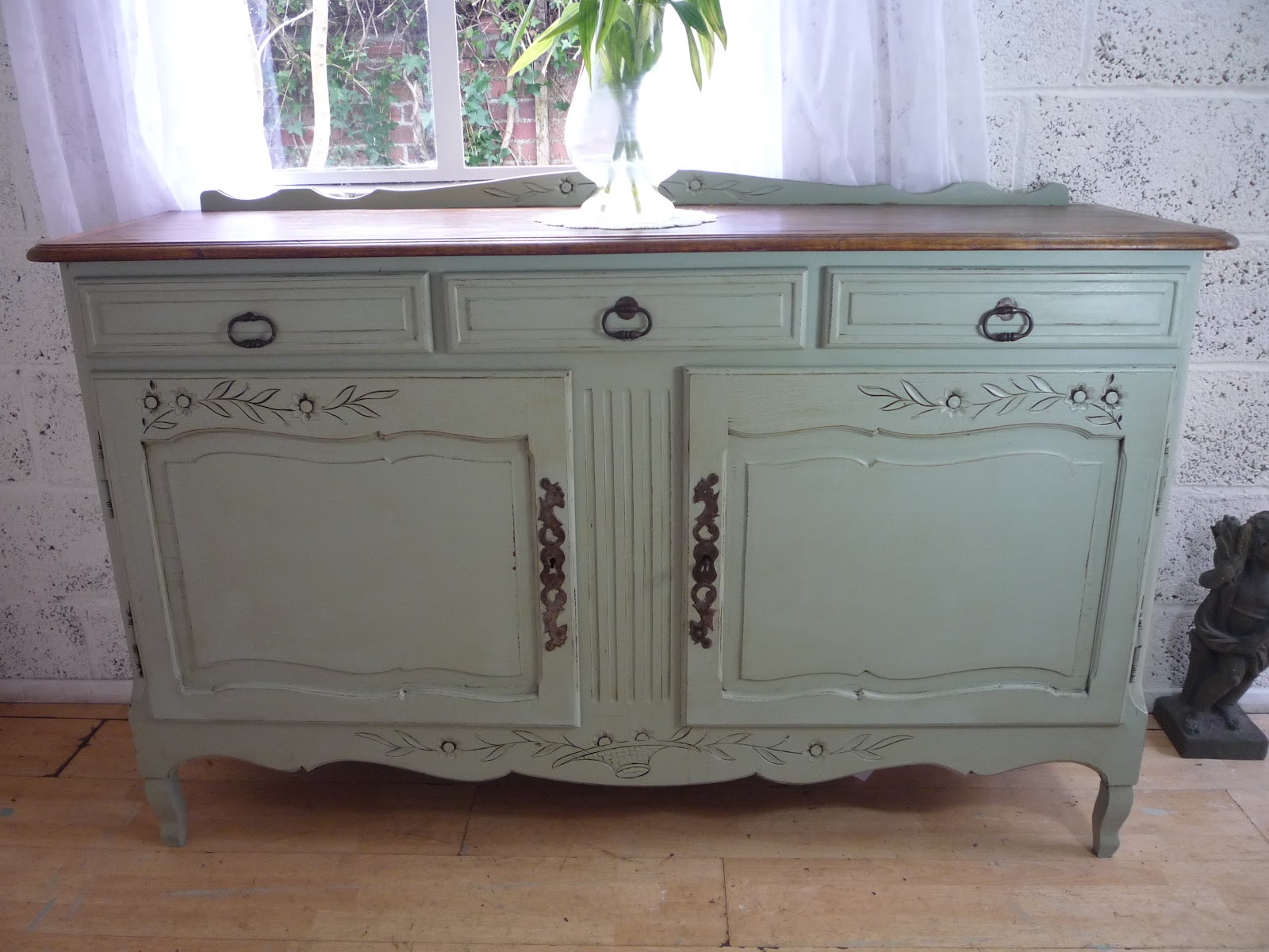 Shabby Chic Painted Furniture