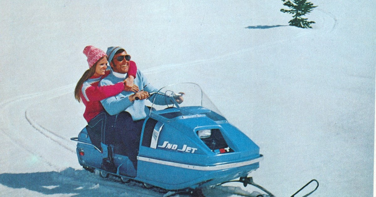 CLASSIC SNOWMOBILES OF THE PAST 1972 SNOJET SST SNOWMOBILE