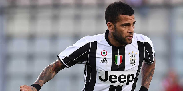 SBOBETASIA - Maradona: Dani Alves Pemain Idiot!