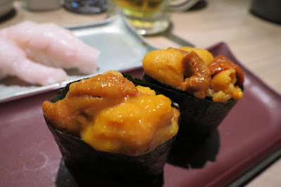 Sushi Shiki Hanamaru, uni gunkan