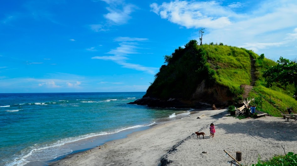 Pantai Mahembang, Primadona di Timur Minahasa