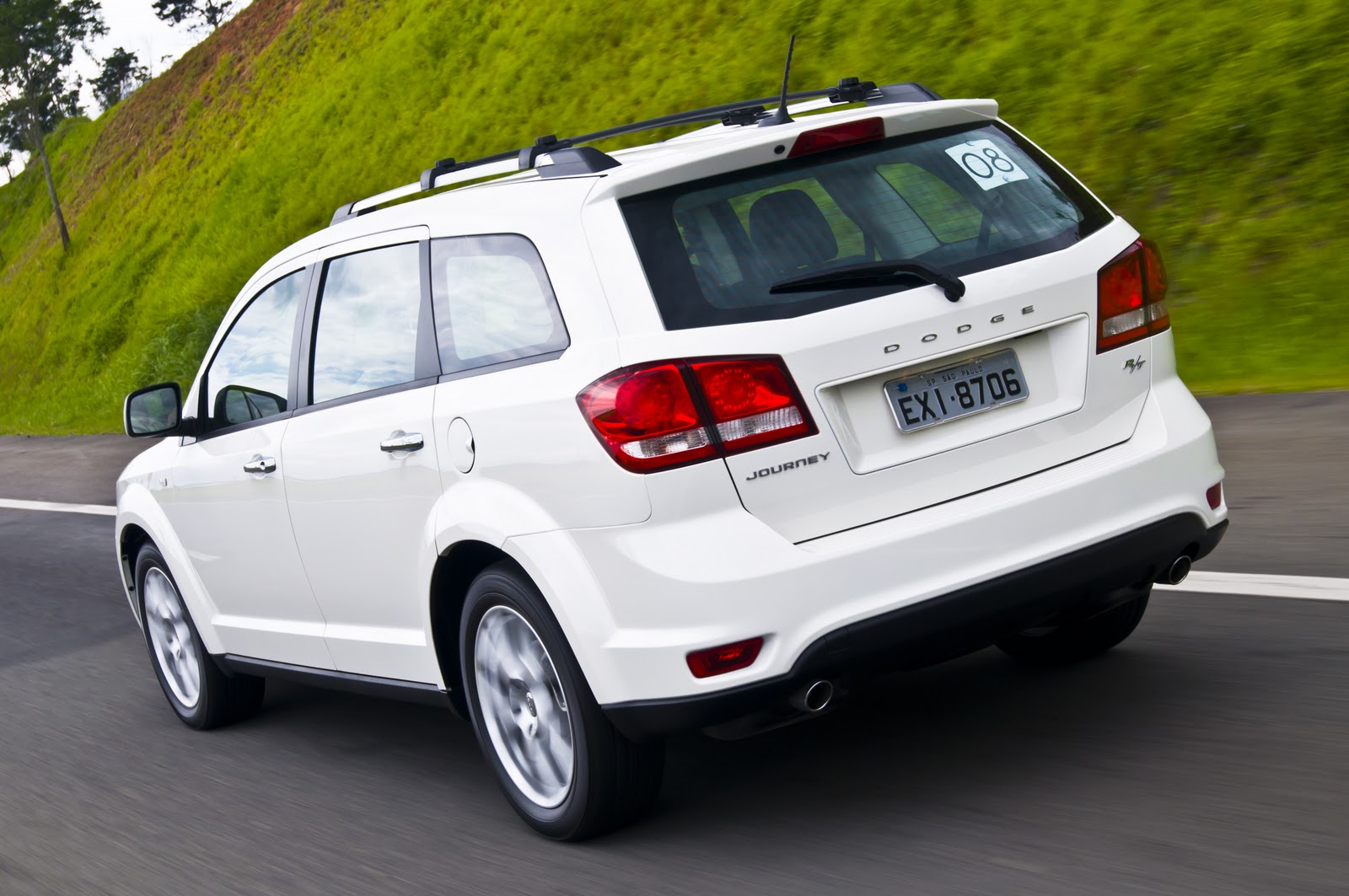 MaharPress: LANÇAMENTO DODGE JOURNEY 2012