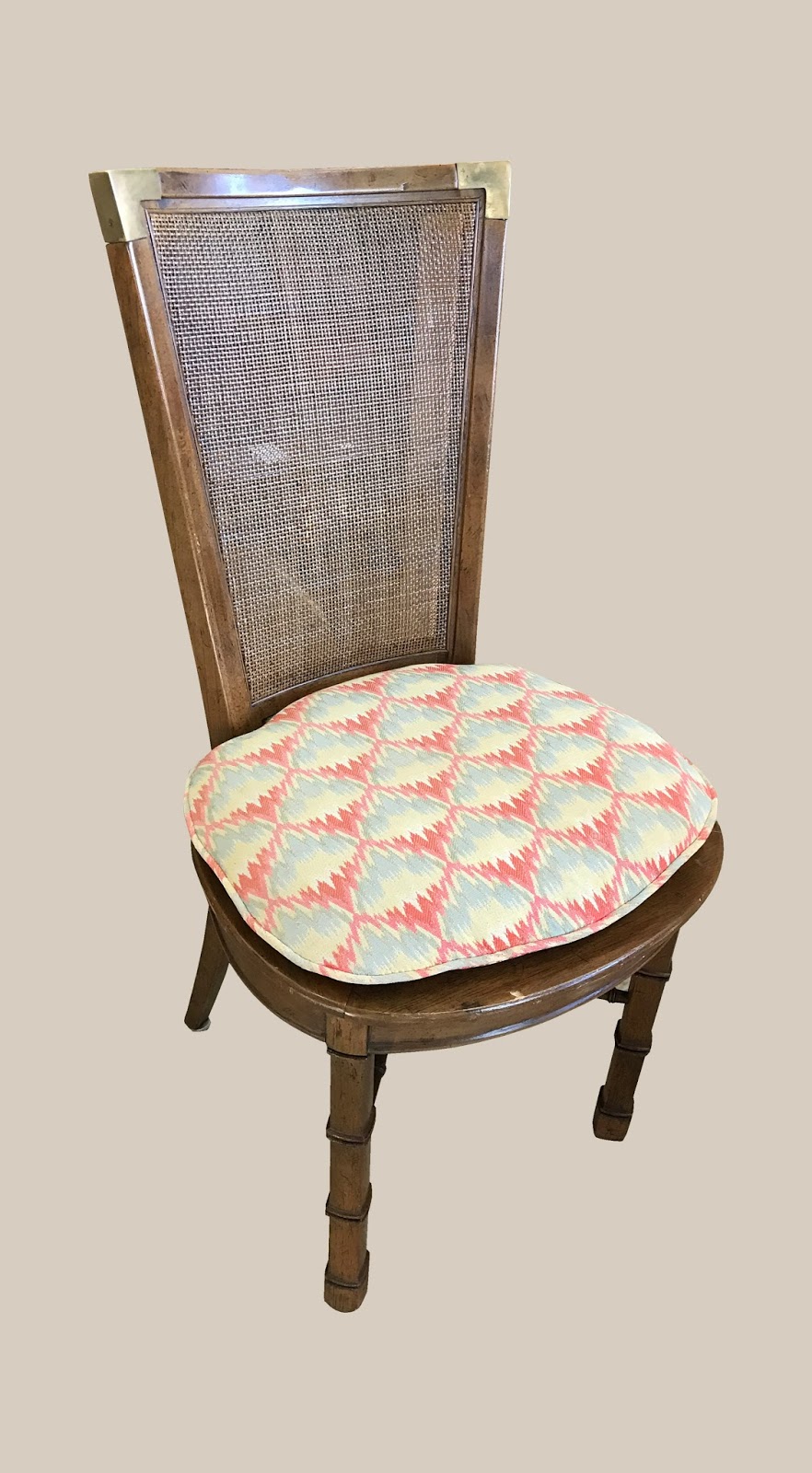 Uhuru Furniture & Collectibles Vintage Bridge Table with Builtin Cup