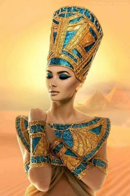 23 Must-Have Cleopatra Makeup Ideas For Halloween To Rock In Queen Cleopatra is the most beautiful and iconic Lady in Ancient Egyptian history 23 Must-Have Cleopatra Makeup Ideas For Halloween To Rock In