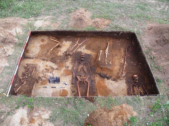 Des milliers d'artéfacts découverts lors des fouilles d'une ancienne cité retrouvée en Pologne