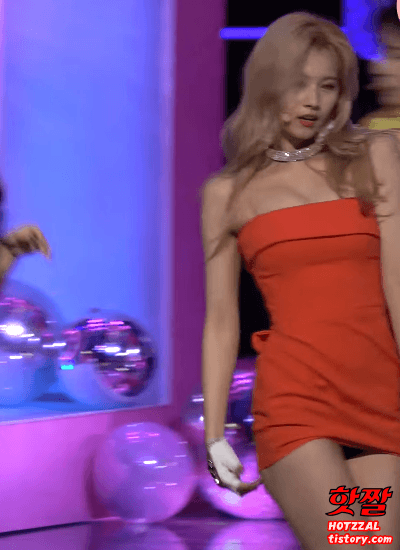 요망한 사나