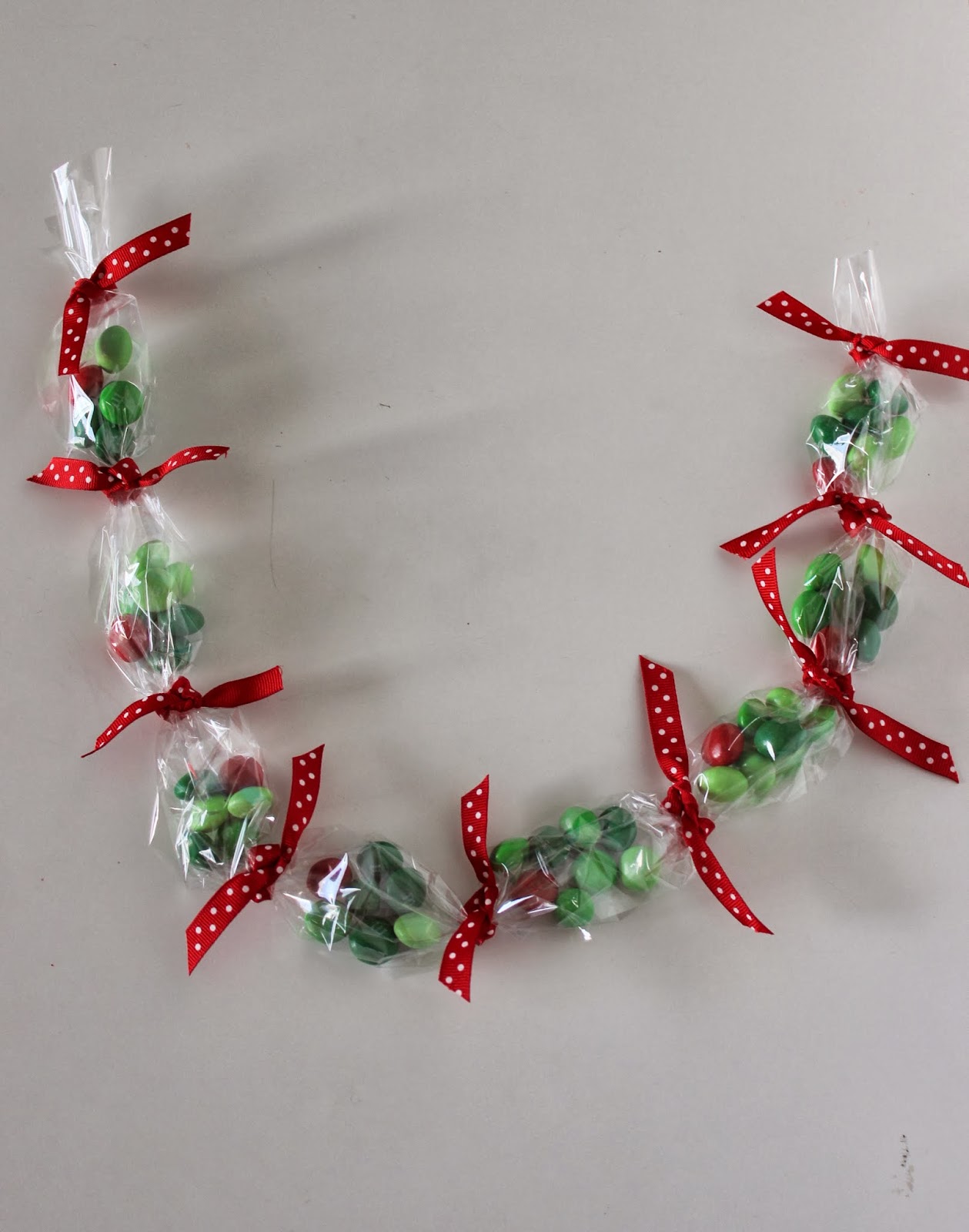 Christmas Wreath Candy Necklace Design Dazzle