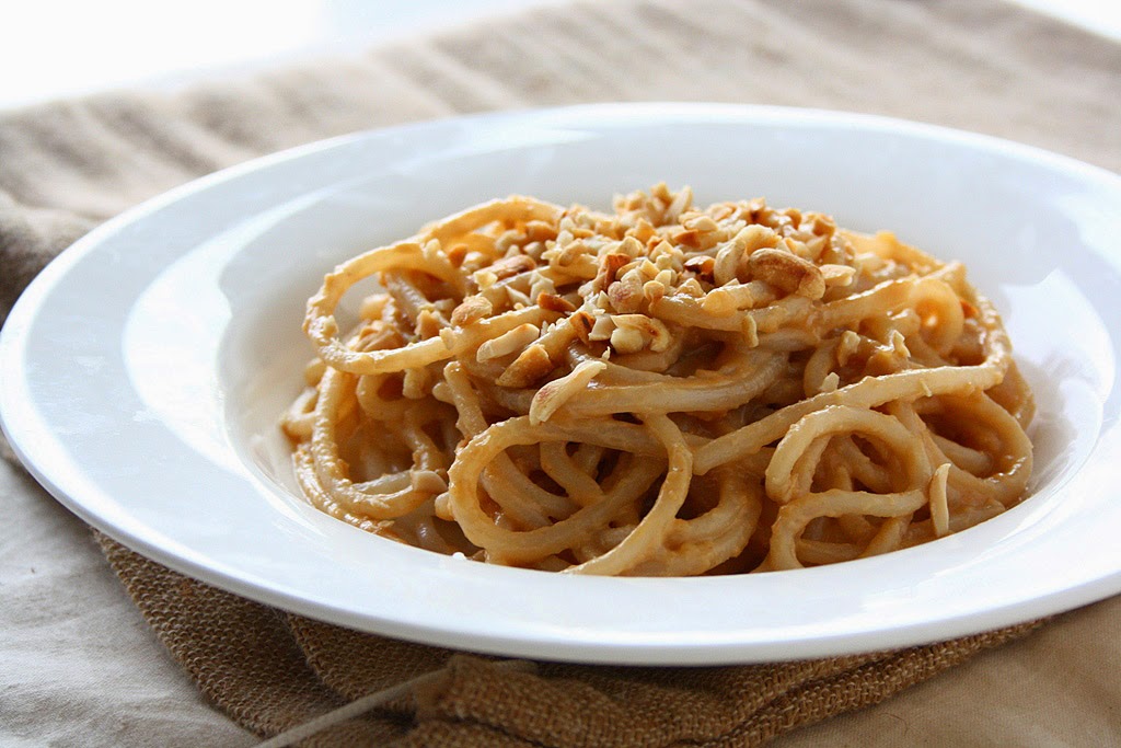 collecting memories Peanut Butter Garlic Noodles