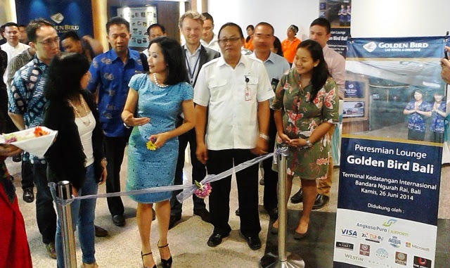 Blue Bird Hadirkan Layanan Khusus di Bandara Bali