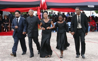 Image of Duchess of Kent dances with Kwame Nkrume first President of