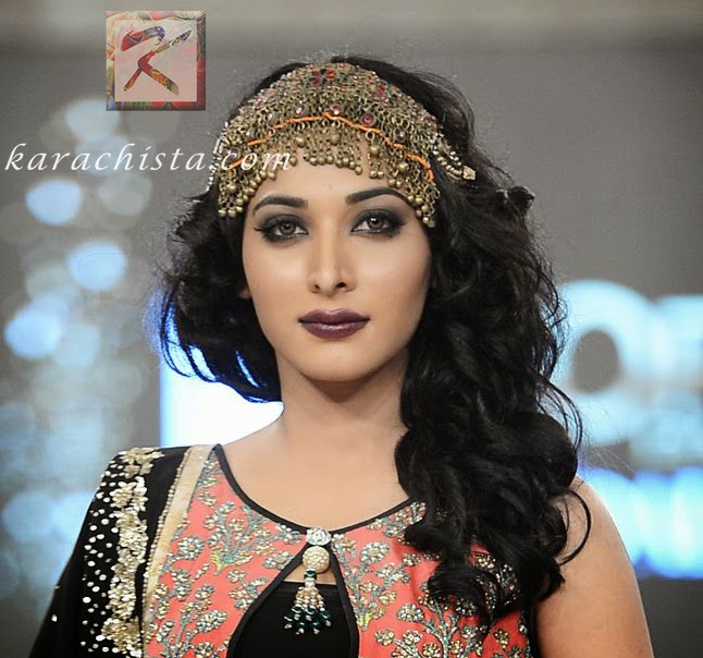 Pakistani Bridal Hair and Beauty Trends 2014 from fashion week - Nabila for Zara Shahjahan
