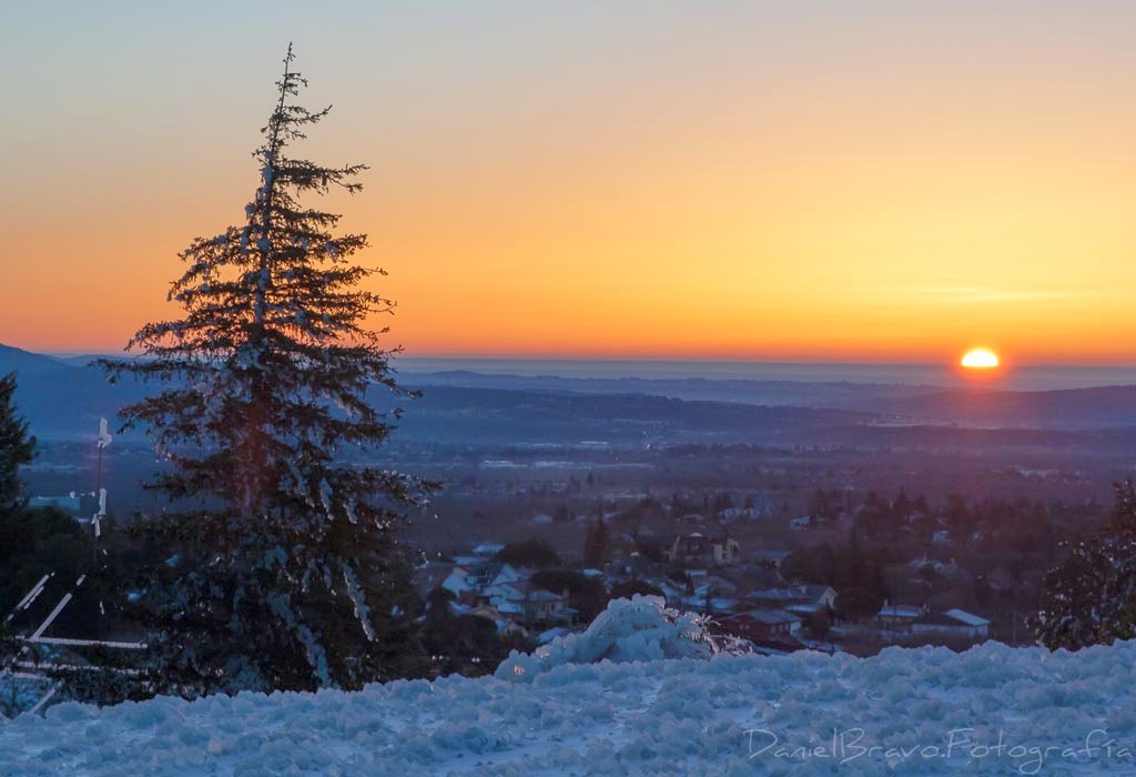 Navacerrada, presa, hielo, amanecer, frío, sol, sierra, montañas