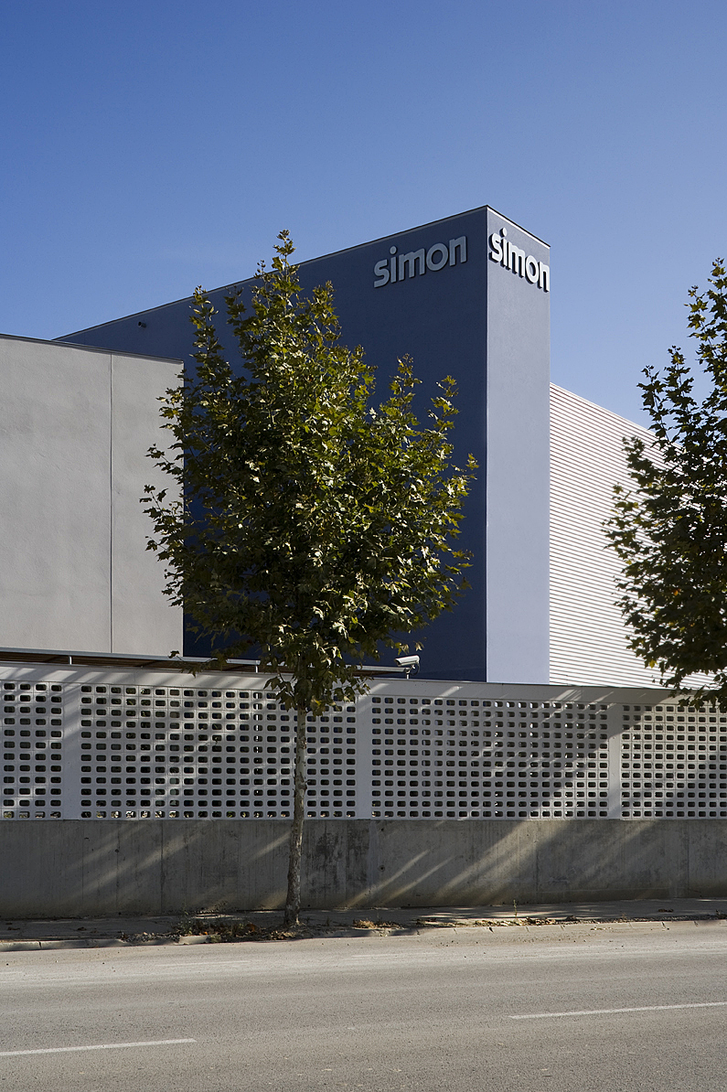 mendezdelpozo_arquitectos (20052008) FÁBRICA SIMÓN, RIUDELLOTS DE LA