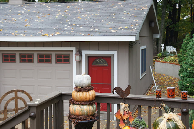 Home And Gardening With Liz Halloween Deckorating And My New Red