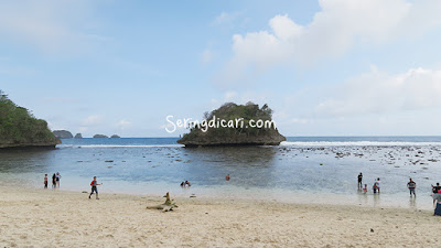 Info Wisata Pantai Teluk Asmara Explore Amazing Malang Selatan Info Wisata Pantai Teluk Asmara Explore Amazing Malang Selatan
