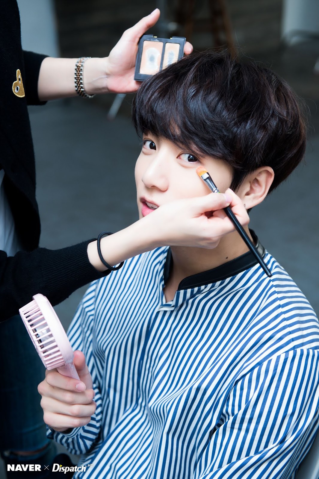 bts photoshoot dispatch naver icon behind pop scene
