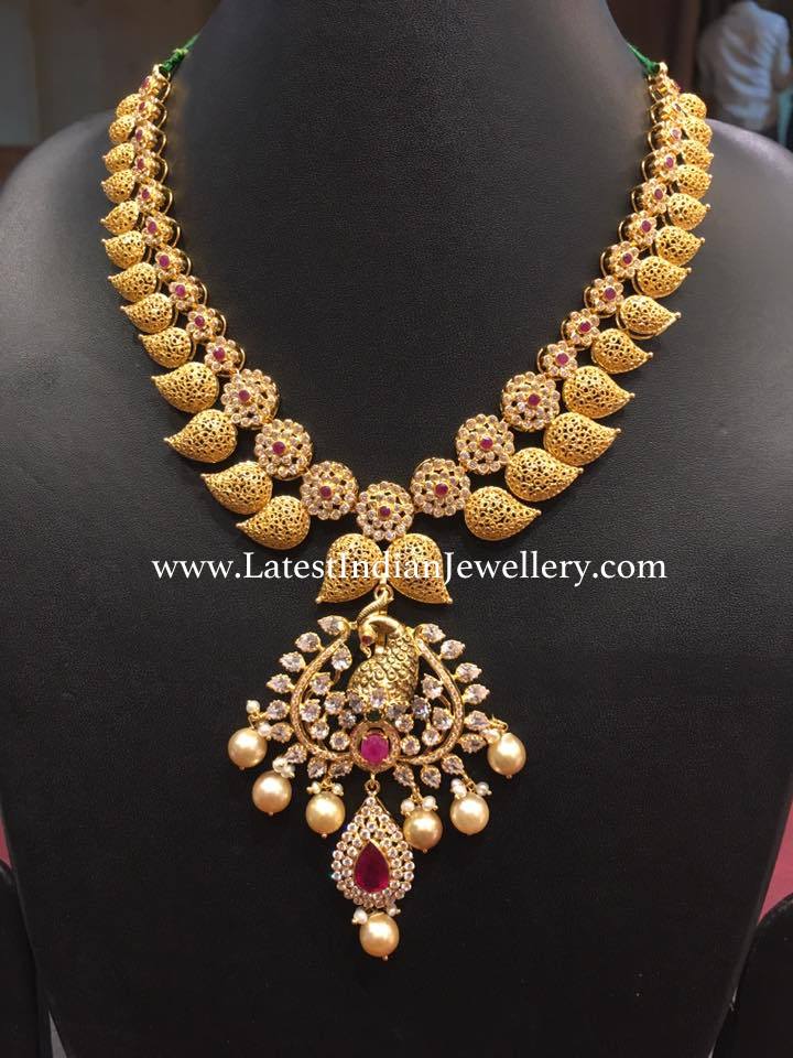 Filigree Mango Short Necklace