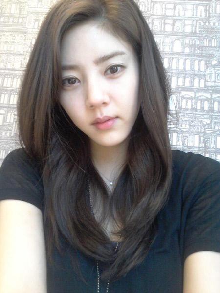 SON DAM BI BERWAJAH CANTIK DAN BERTUBUH SEKSI | FOTO FOTO HOT HOT