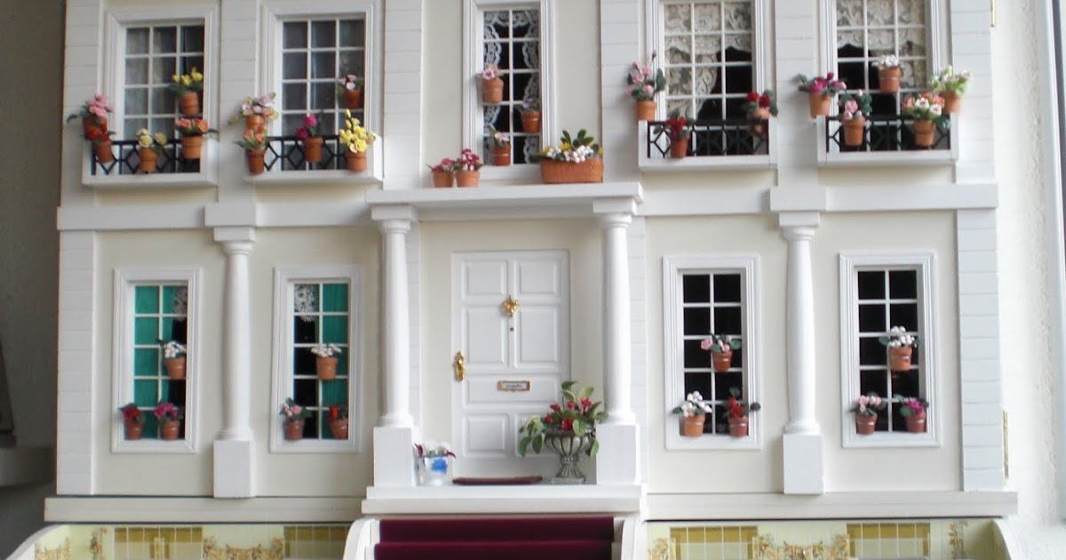 Sionchi-Mis Casitas de Muñecas I: - La Mansión o La Casa de las flores