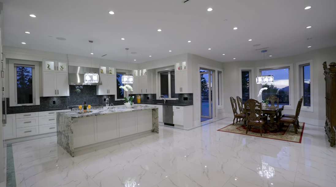Tour 5358 Kensington Crescent, West Vancouver vs. 73 Interior Design Photos
