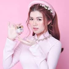 Kem face swhite của Shuynh Shop Kem face swhite của Shuynh Shop