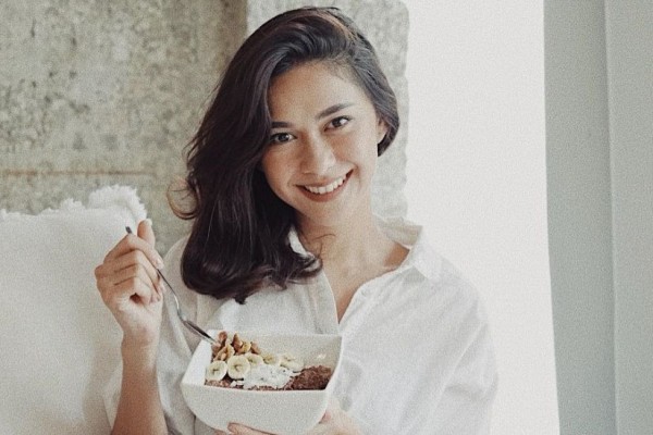 Alasan Diet Raw Food Bagus buat Cewek Bikin Kulit Cantik Alami