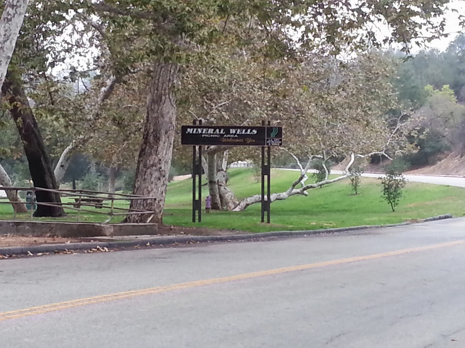 hikethevalleyLA Griffith Park Mineral Wells Picnic Area to Amir's Garden