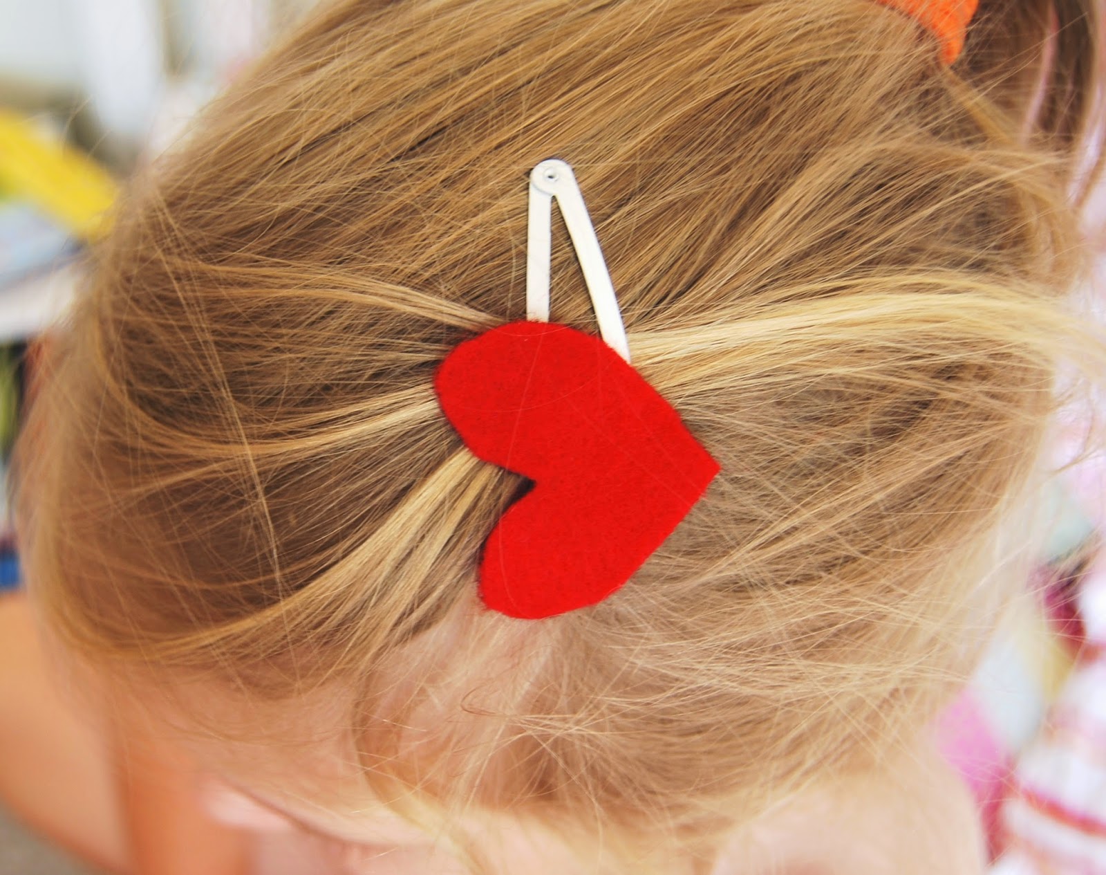A Little Learning For Two Easy Peasy Valentine's Day Hair Clips