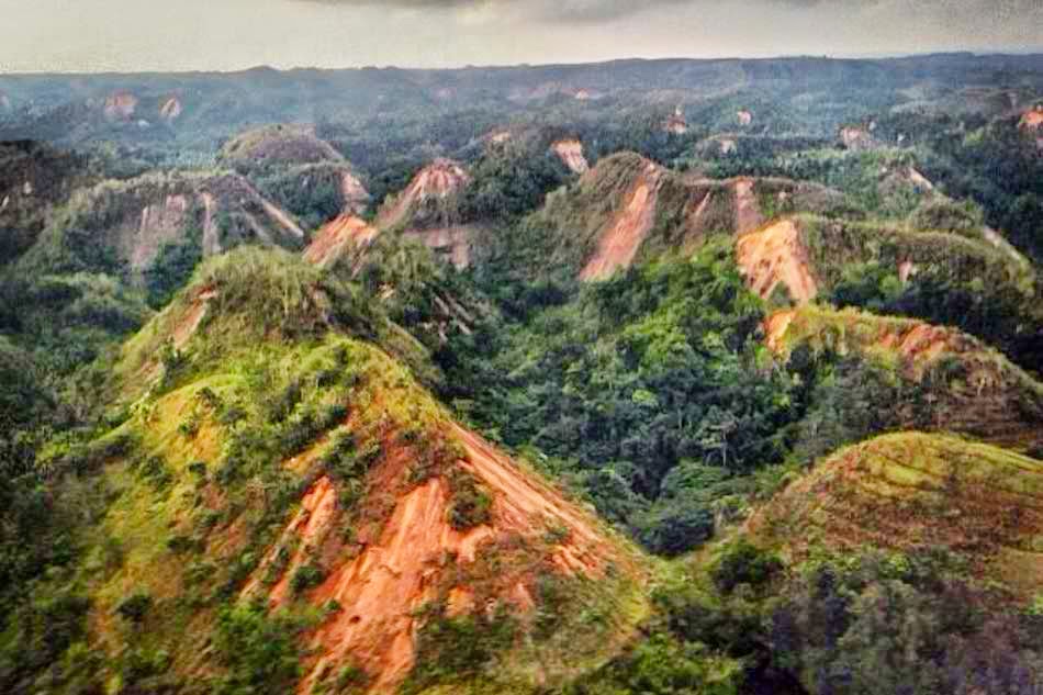 The World According to Melchizedik BOHOL, A YEAR AFTER THE EARTHQUAKE