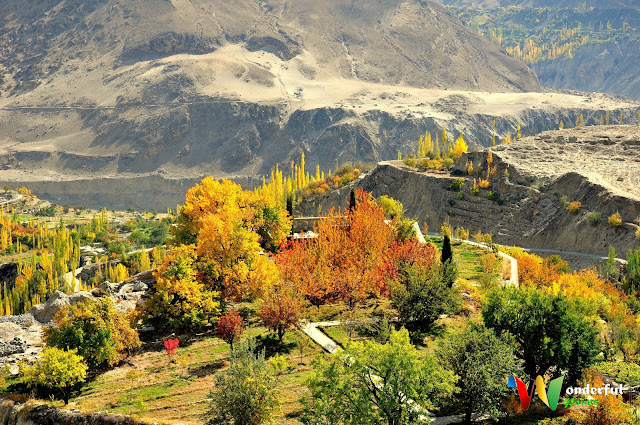 Hunza Valley - Top 10 List Of Most Beautiful Places To Visit In Pakistan | Wonderful Points