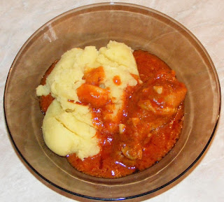 ostropel, retete ostropel, reteta ostropel, piure de cartofi, ostropel cu carne de pui, mancaruri cu carne, mancaruri cu cartofi, mancaruri cu sos, retete culinare, retete de mancare, retete cu pui, ostropel cu piure, pui, preparate din pui, retete si preparate culinare traditionale din bucataria romaneasca, food, sosuri, retete la ceaun, mancaruri la ceaun,