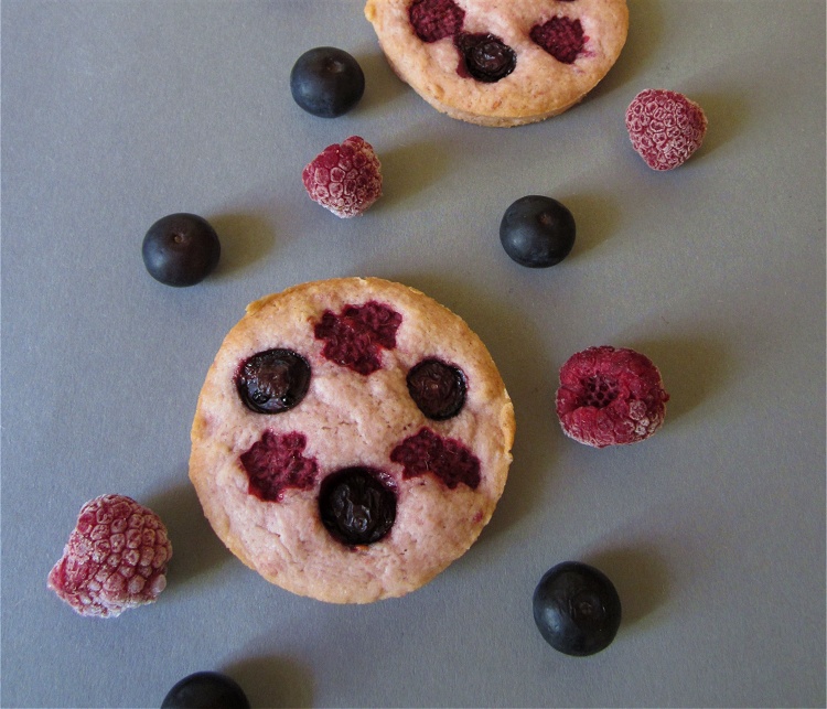 Himbeer-Blaubeer-Cookies