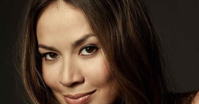 A View from the Beach: Rule 5 Saturday - Blood Moon Rising, Moon Bloodgood